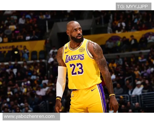 勒布朗詹姆斯:篮球场上的传奇巨星与时代偶像的崛起之路